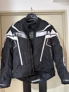 BERIK ベリック 2.0ジャケット サイズ50 試着のみほぼ新品 バイクのサムネイル