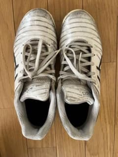 アシックス　サッカー　フットサル　トレーニングシューズ　23.5のサムネイル