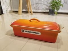 【Yu＊様専用】ル・クルーゼ Le Creuset テリーヌ 小 28cmのサムネイル