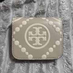 TORY BURCH 二つ折り財布のサムネイル