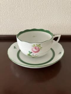 ヘレンド＊ウイーンの薔薇♡カップソーサーのサムネイル