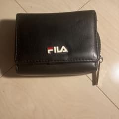 断*！様 FILA三つ折り財布のサムネイル