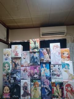 24体 アニメキャラクター フィギュア コレクションのサムネイル
