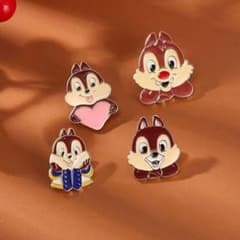 チップとデール ピンバッジ 4個セット - メルカリ