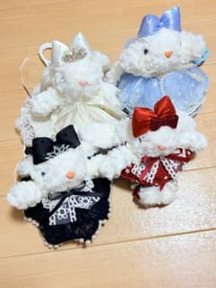うさぎのぬいぐるみチャーム 4点セットのサムネイル