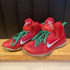 Nike    『LEBRON 9 Christmas Edition』のサムネイル