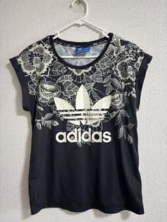 adidas アディダス 花柄 Tシャツのサムネイル