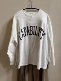 HUG U CAPABILITY 長袖Tシャツ ホワイトのサムネイル