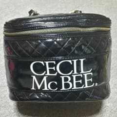 ☆ポーチ　バッグ　化粧品など　セシルマクビー　CECILMcBEE☆のサムネイル