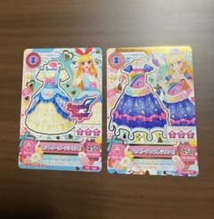 アイカツカード カントリーガーデンワンピ　ハッピーアンブレラワンピ　星宮いちごのサムネイル