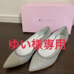 ダイアナ　グリッターパンプス　シルバーのサムネイル