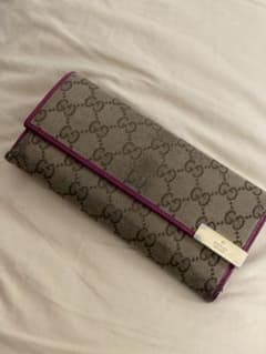 GUCCI 長財布　レディースのサムネイル