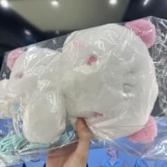 PLAVE MMMM ムメミム バンビ　おまけ付き PLAVE MMMM BABY ムメミム ミム 抱きつき ぬいぐるみ バッグ - メルカリ