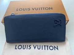 LOUIS VUITTON ルイヴィトン ジッピーウォレット・ヴェルティカルのサムネイル