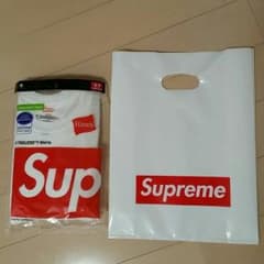 ☆Supreme Tシャツ☆のサムネイル