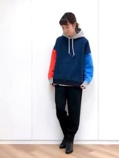 HARE champion パーカーのサムネイル