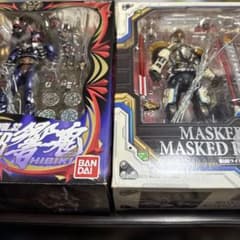 t*o様 sic仮面ライダー響鬼とsic仮面ライダーイクサ&ダークキバ まとめ売 sic仮面ライダー響鬼とsic仮面ライダーイクサ&ダークキバ まとめ売り