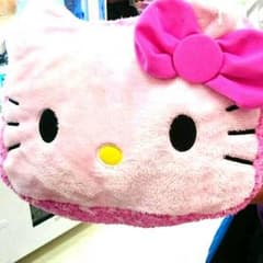 キティーのクッションのサムネイル