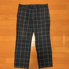 UNIQLO チェック柄　スラックス　 Mサイズのサムネイル