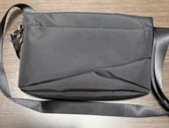 THE NORTH FACE ショルダーバッグ ブラックのサムネイル