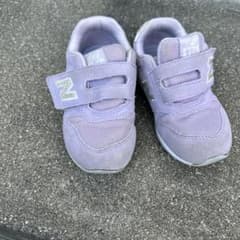 New Balance ベビー スニーカー 紫のサムネイル