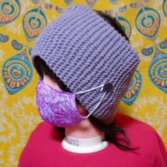 ニット帽子&ヘアーバンド&マスク掛けあり手編みのサムネイル