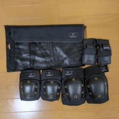 キッズ用　スリーウェザーのプロテクター　Sサイズのサムネイル