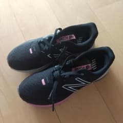 未使用品 new balance ニューバランス フラッシュ 24.0cmのサムネイル