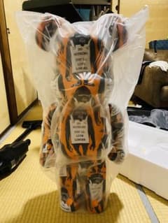 BE@RBRICK Monkey Sign 1000%のサムネイル