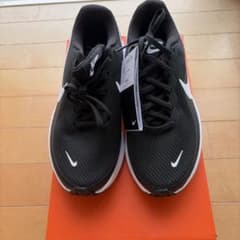 NIKE REVOLUTION 8 25cm 新品のサムネイル