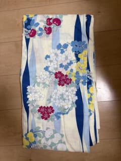 浴衣 単品 花柄 白 紺色 青 帯なしのサムネイル