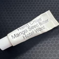 ヘトラス ホテルウッド シルキーパヒュームハンドクリーム hetras