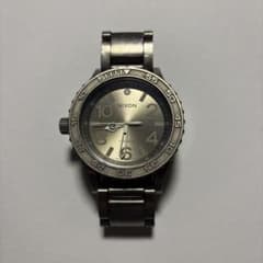 NIXON 50-31 メンズ 腕時計 クォーツ チタン製のサムネイル