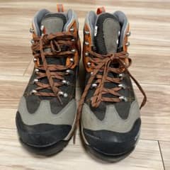 Caravan 登山靴のサムネイル