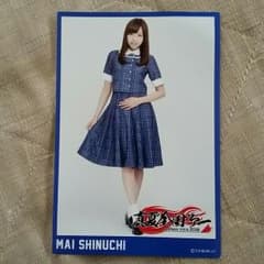 乃木坂46  新内  眞衣のサムネイル