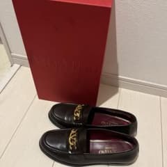 VALENTINO GARAVANI ローファー Vロゴチェーン - メルカリ