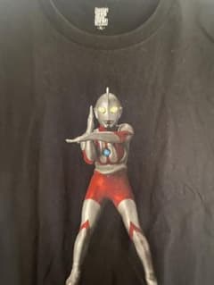 グラニフ　Tシャツ　ウルトラマンコラボのサムネイル