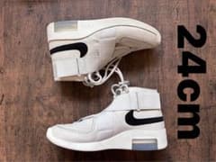 NIKE AIR × FEAR OF GOD  raid  white  24のサムネイル