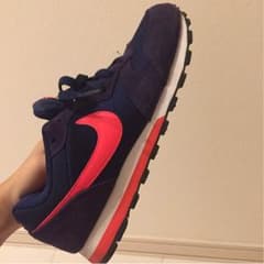 NIKEスニーカー❗️最終値下げ❗️のサムネイル