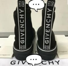 GIVENCHY ジバンシー ソックス スニーカーのサムネイル