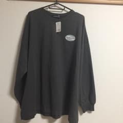 新品タグ付‼️ロゴ入長袖 Tシャツのサムネイル