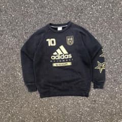 adidas スウェット ブラック ビックプリント サッカー 裏起毛 S 150