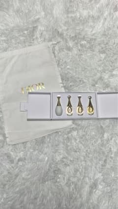 Dior 香水サンプル 4個セットのサムネイル
