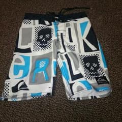 Quiksilver水着のサムネイル