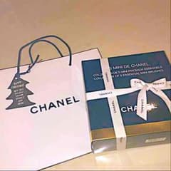CHANELメイクセットのサムネイル