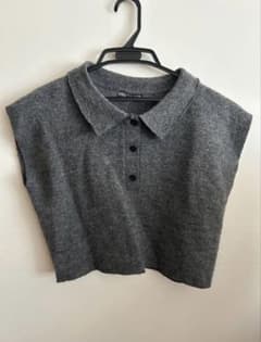 【新品】ZARA チャコールグレー ノースリーブ ポロシャツ風 ニットクロップドのサムネイル