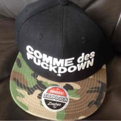 COMME des FUCKDOWNのサムネイル
