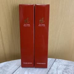 新品　透明美肌　薬用クリーム２本のサムネイル