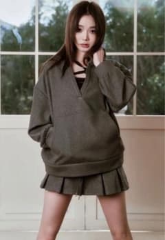 ANDWANG kirakira スウェット　セットアップ　グレーのサムネイル
