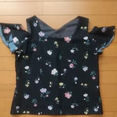 【EDlT COLOGNE】シフォン フラワープリントブラウスのサムネイル